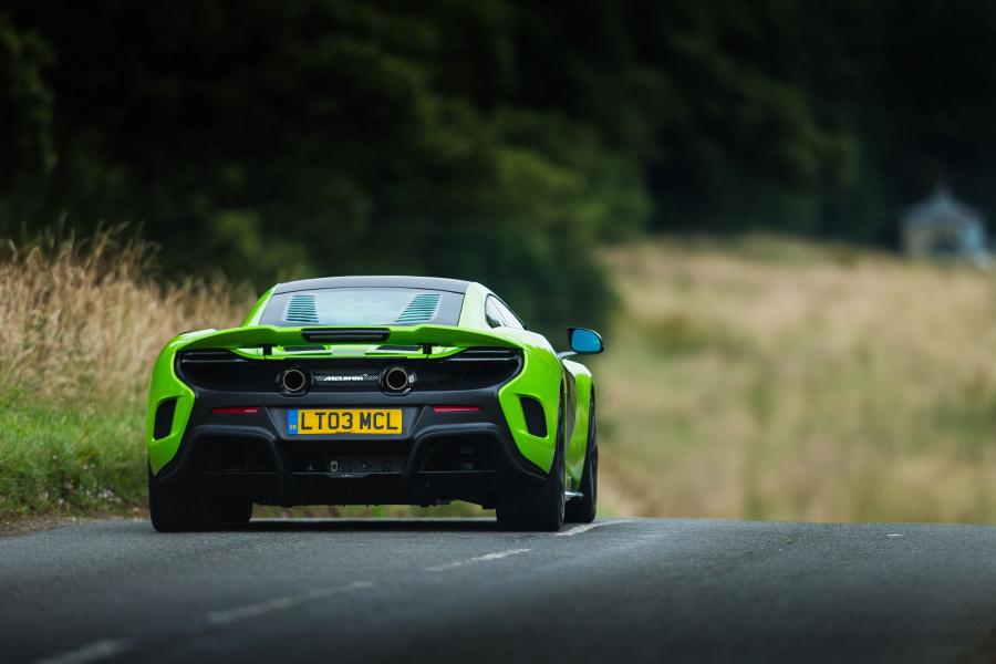  McLaren 675LT 2015 года  (WW) (фото 37 из 39)